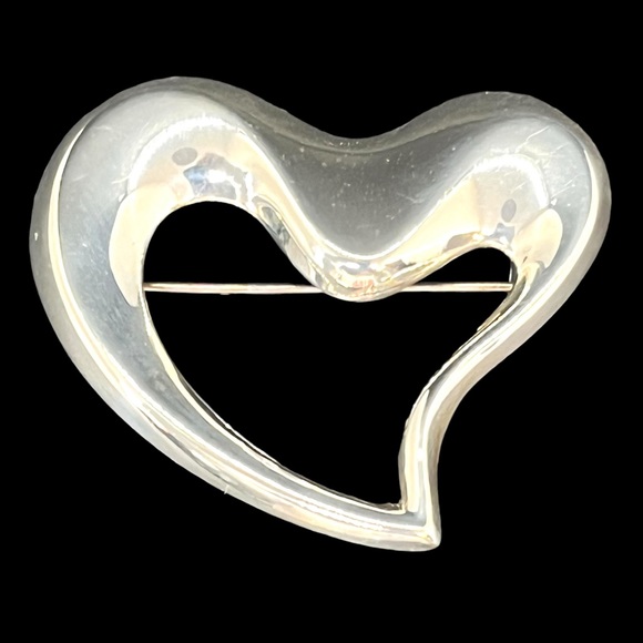 Vintage Shiny Silver Tone Puffy Stylized Heart Brooch Pin Valentine's Day 2"x2" - Picture 1 of 9